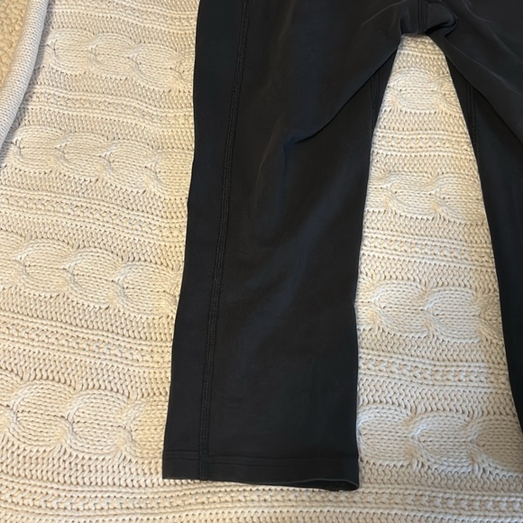 Nike Cropped Legging - Picture 8 of 11